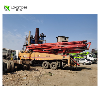 Camion utilisé de pompe concrète de Putzmeister longueur de 37/42/52 m avec moins d'heures de travail