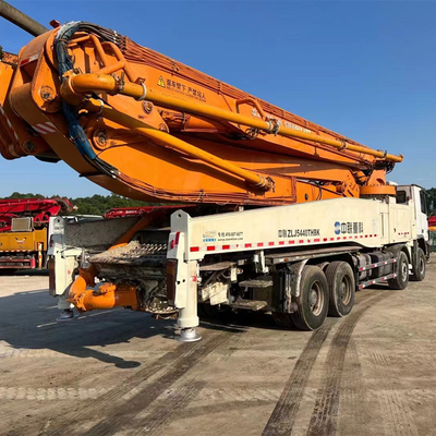 Kilowatt diesel Putzmeister M56 5 du camion 300 de pompe concrète pour la grande construction en béton
