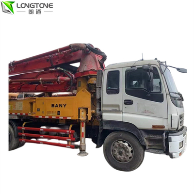 La marque supérieure HB56K a articulé le camion 56m de pompe concrète de boom