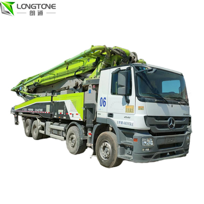 Le camion utilisé 56 par mètres a monté l'axe 5 hydraulique de pompe concrète	600 L