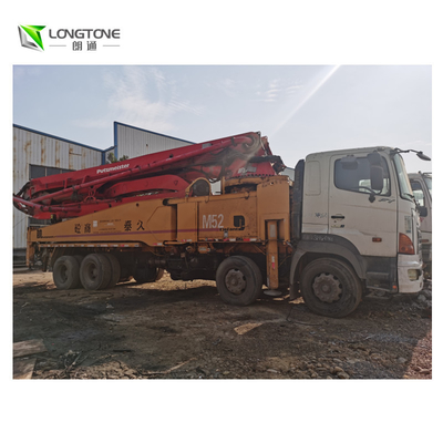 Camion utilisé de pompe concrète de Putzmeister longueur de 37/42/52 m avec moins d'heures de travail