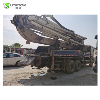 Simulateur 63m 63X-6RZ de camion de pompe concrète d'occasion