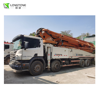 Simulateur 63m 63X-6RZ de camion de pompe concrète d'occasion