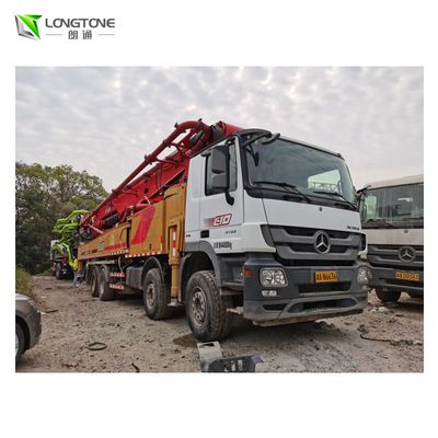 Camion de pompe concrète de Putzmeister d'occasion avec la pompe de 37/42/52 m
