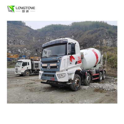 Occasion Howo a utilisé le camion de mélangeur concret