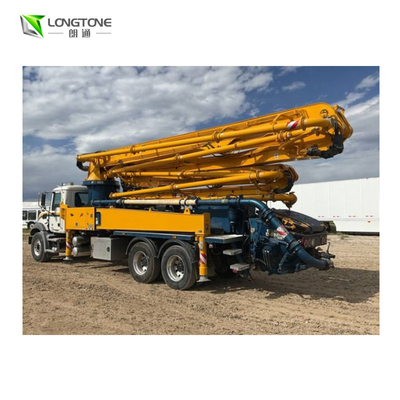 Pompe concrète utilisée du camion 25T avec Max. Delivery M Oil Tank Capacity 320L de Height 24 - 36
