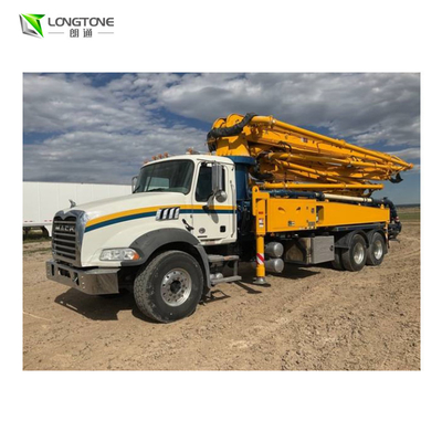 Pompe concrète utilisée du camion 25T avec Max. Delivery M Oil Tank Capacity 320L de Height 24 - 36