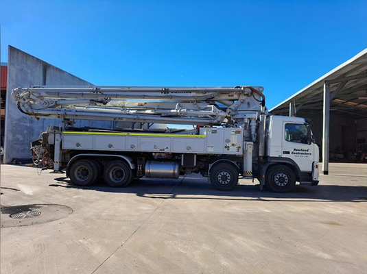 Camion articulé par 56m supérieur de pompe concrète de boom de la marque HB56K