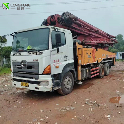 Le camion a monté la pompe concrète 42M With Boom pour des projets de construction